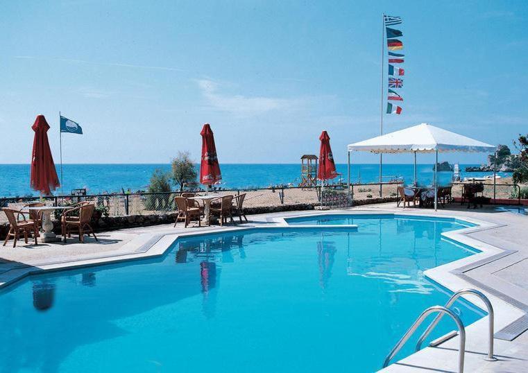 Sea View Maisonette Glyfada Beach Екстериор снимка